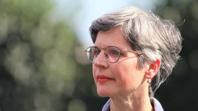 Sandrine Rousseau, deputée EELV, lors d'un événement politique en 2021