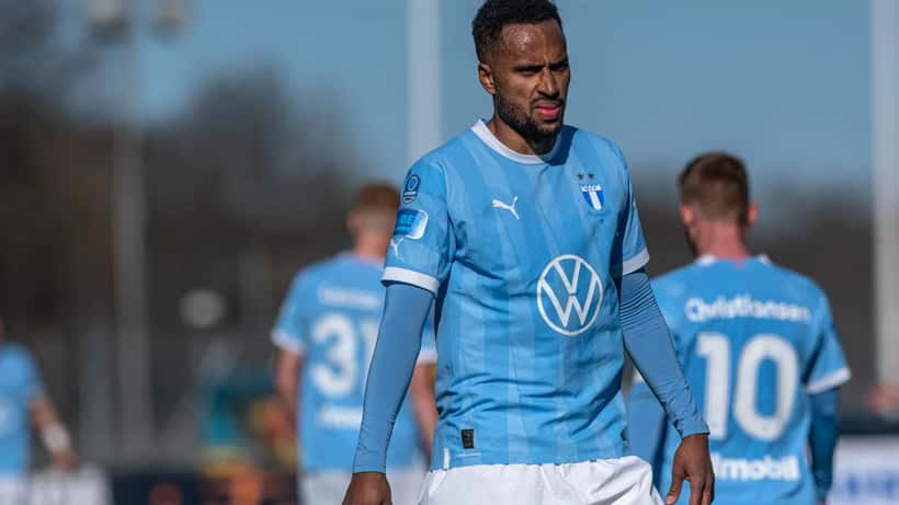 Svenska fotbollsspelare i Allsvenskan under match