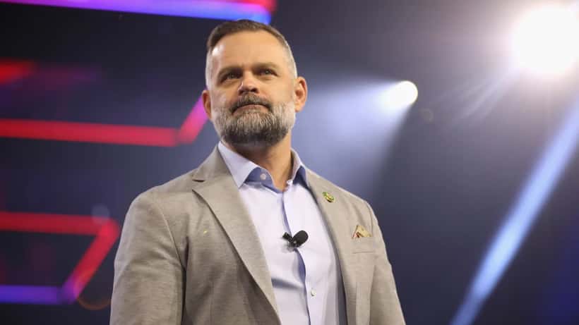 Cory Mills y los veteranos hispanos: ¿qué beneficios del VA tienes derecho a recibir en 2026?