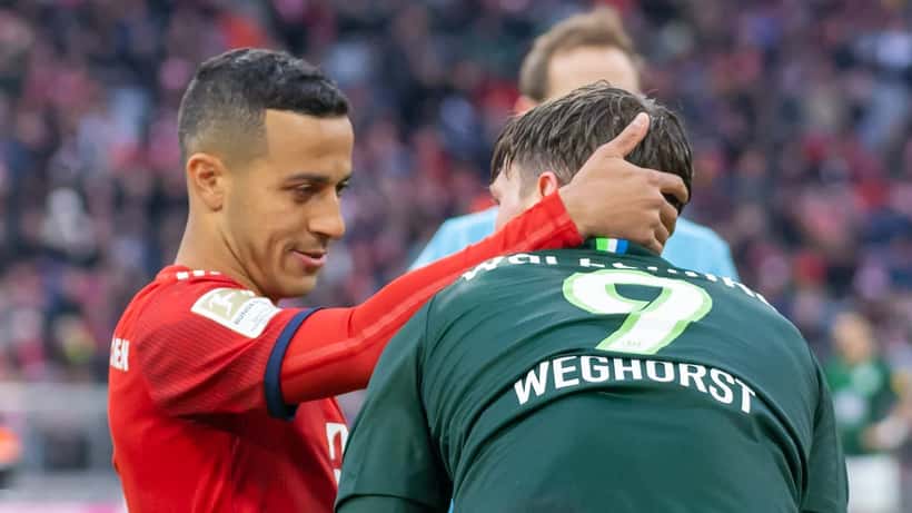 Wout Weghorst em ação pelo VfL Wolfsburg na Bundesliga
