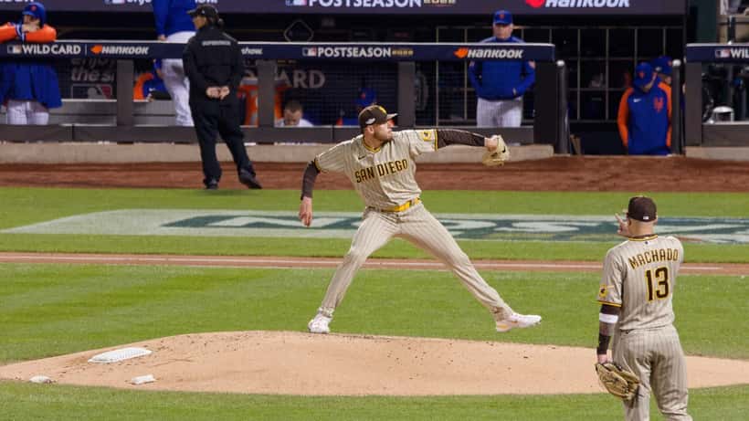 Joe Musgrove throwing a pitch during the 2022 MLB postseason