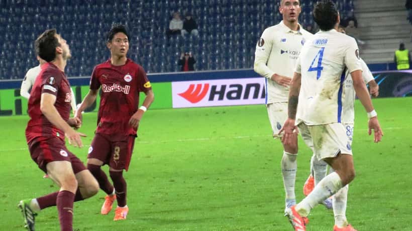 Jogadores do FC Porto em jogo da UEFA Europa League 2025