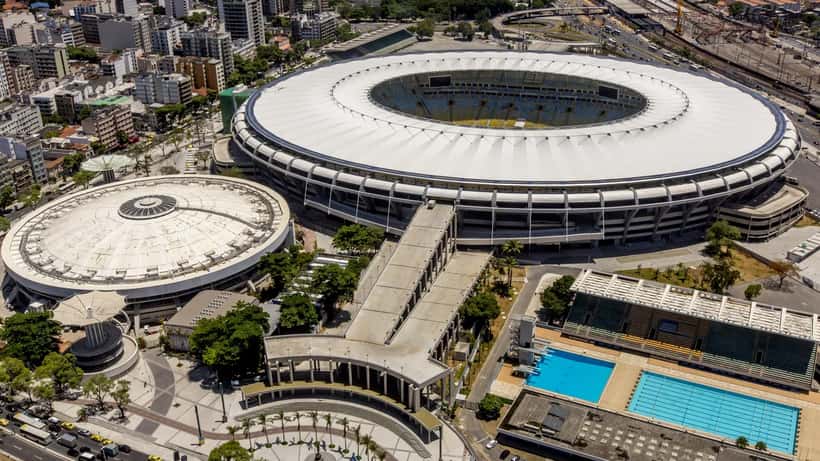 Vista aérea do estádio Maracanã durante partida da Copa do Brasil 2026