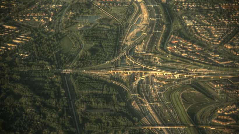 Knooppunt Vaanplein bij Rotterdam gezien vanaf de snelweg