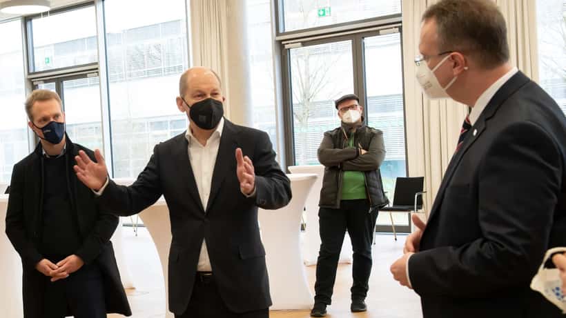 Olaf Scholz, ehemaliger Bundeskanzler, bei einer Veranstaltung in Potsdam
