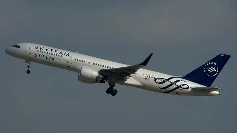 Delta Airlines Boeing 757-200 aircraft, the same model as the evacuated Flight 2204 at Hartsfield-Jackson Atlanta