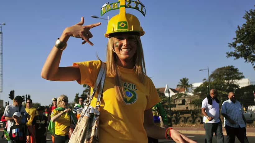 Fans feiern vor dem Brasilien-Portugal-Spiel bei der WM 2010