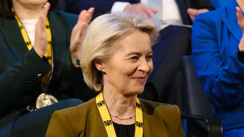 Ursula von der Leyen lors de la remise du Prix Charlemagne 2026 à Aix-la-Chapelle