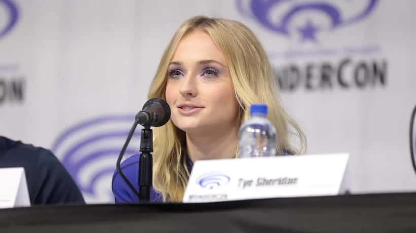 Sophie Turner skuespillerinne fotografert på et arrangement