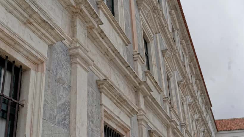 Fachada do Paço Ducal de Vila Viçosa, sede histórica da Casa de Bragança, em setembro de 2026