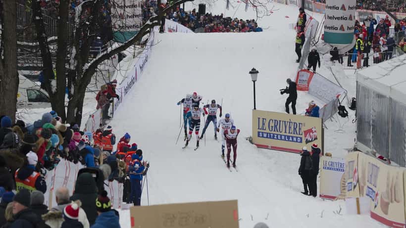 Ristomatti Hakola kilpailemassa maastohiihdossa