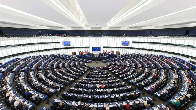 Hémicycle du Parlement européen à Strasbourg, siège des 720 eurodéputés
