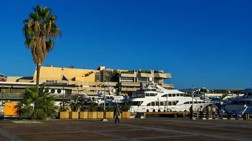 Vue du Palais des Festivals et des Congrès de Cannes, lieu du Festival de Cannes