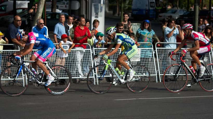 Ciclisti professionisti in gara — incidente stradale e diritti risarcimento Italia