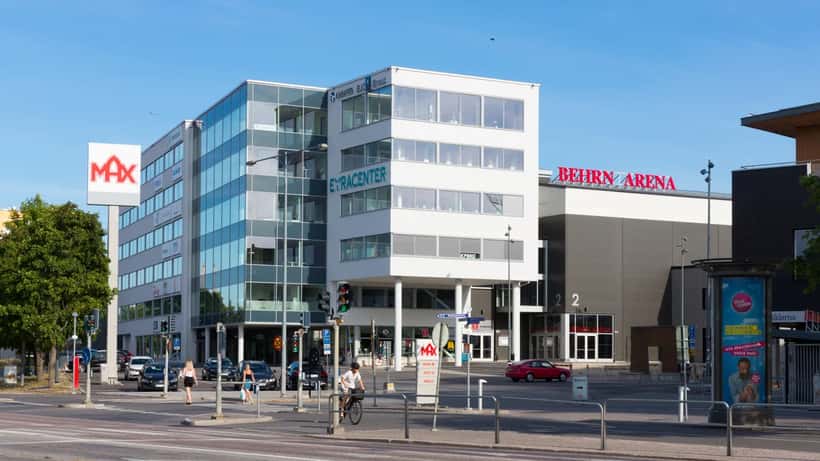 Ishockeyhall i Sverige med läktare och isrink