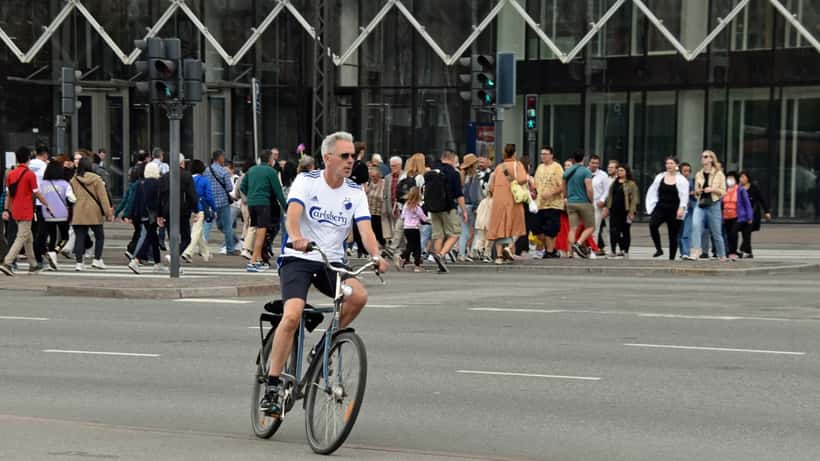 FCK fan på vej til fodboldkamp Randers FC august 2023