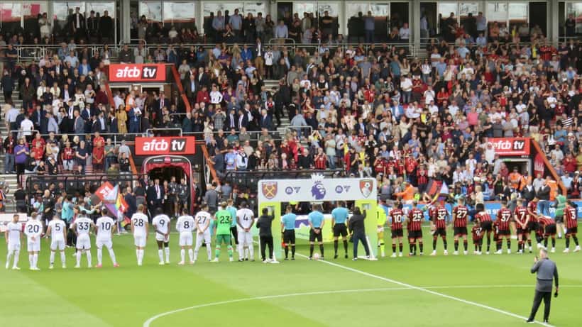 Bournemouth fotballag stilt opp til kamp på Vitality Stadium 2023