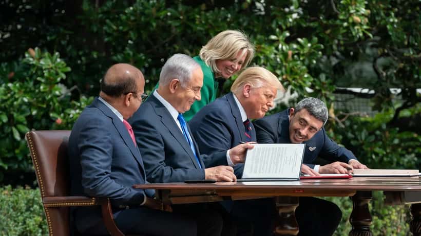 Cérémonie de signature des Accords d'Abraham à la Maison-Blanche en 2020, présidée par Donald Trump
