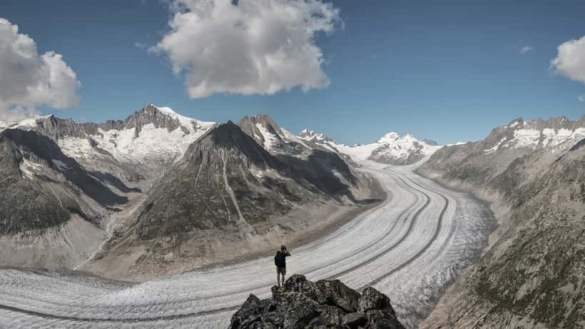 De Aletschgletsjer in het Zwitserse kanton Wallis, de grootste gletsjer van de Alpen, vastgelegd vanuit Bettmeralp