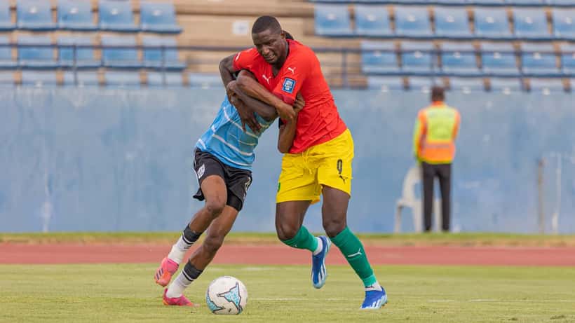 Serhou Guirassy im Trikot der guineischen Nationalmannschaft in Aktion