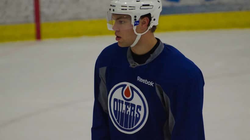 Taylor Hall lors du camp d entrainement des Oilers d Edmonton