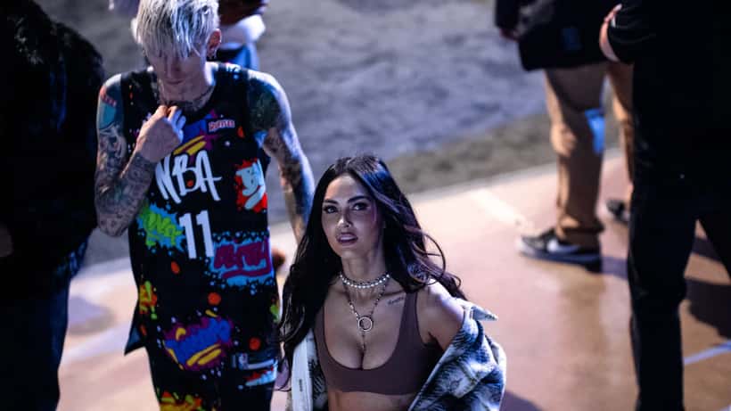 Megan Fox lors d'un événement public, ambassadrice Dr. Squatch 2026