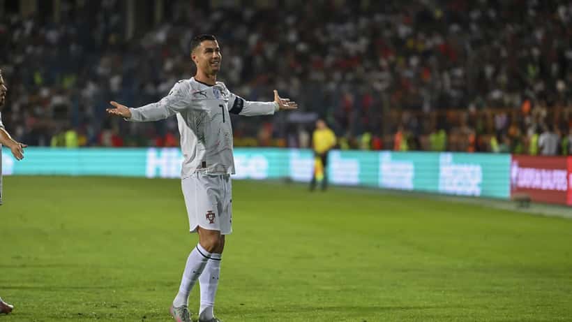 Cristiano Ronaldo playing football in action