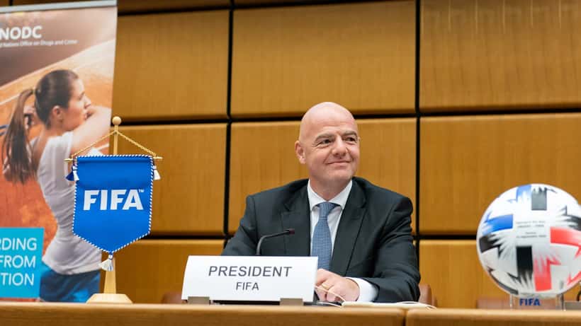 Gianni Infantino op FIFA-persconferentie over het mislukte aandelenplan 2026