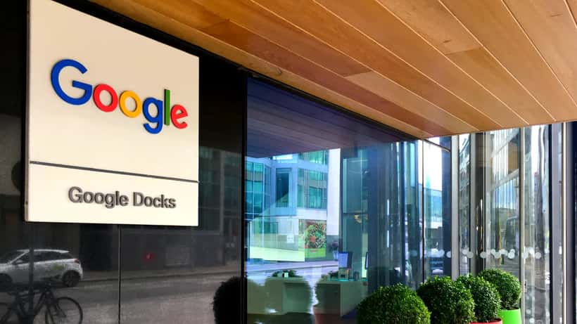 Entrada principal da sede do Google na Irlanda, símbolo da presença europeia da gigante tecnológica
