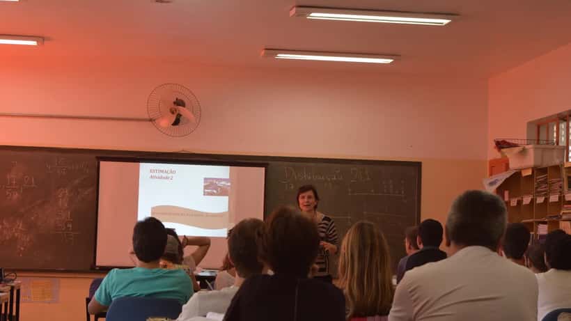 Professores em formação durante workshop para docentes do ensino público português