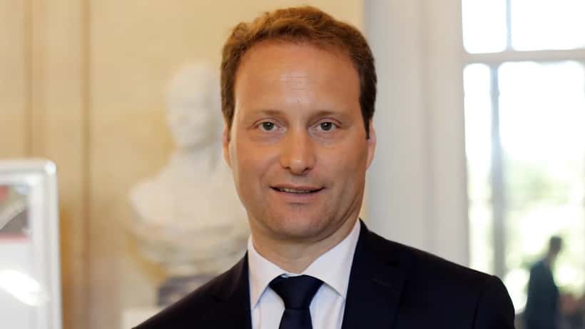 Sylvain Maillard, député Renaissance de Paris, lors d'une réunion à l'Assemblée nationale