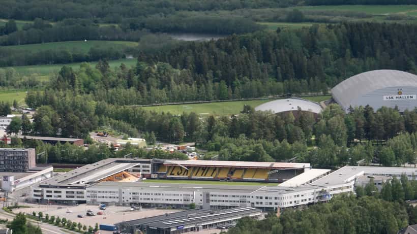 Flyfoto av Åråsen stadion, hjemmebanen til Lillestrøm SK
