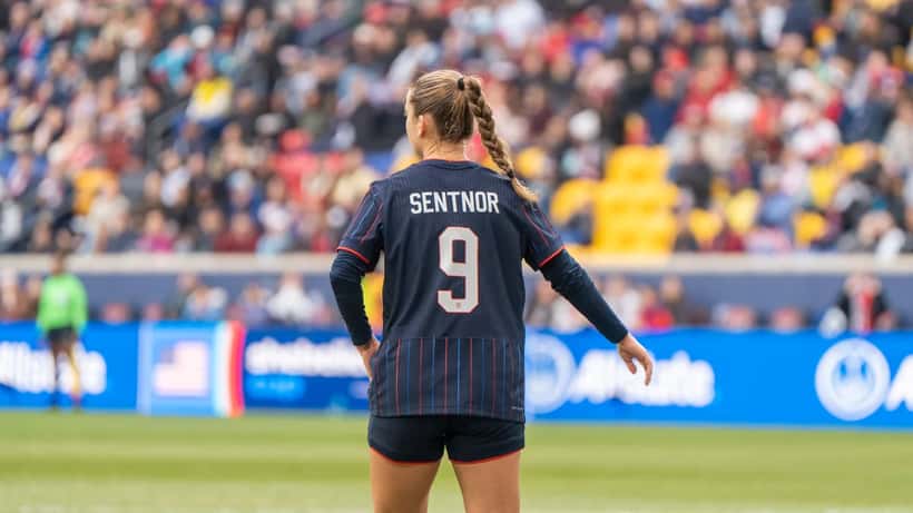 Jugadoras de la USWNT durante un partido amistoso en 2026