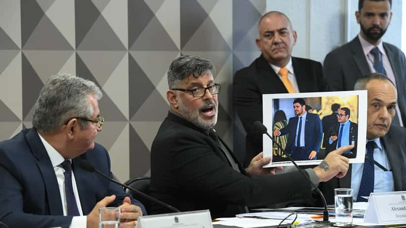 Alexandre Frota durante depoimento na CPMI das Fake News no Senado Federal