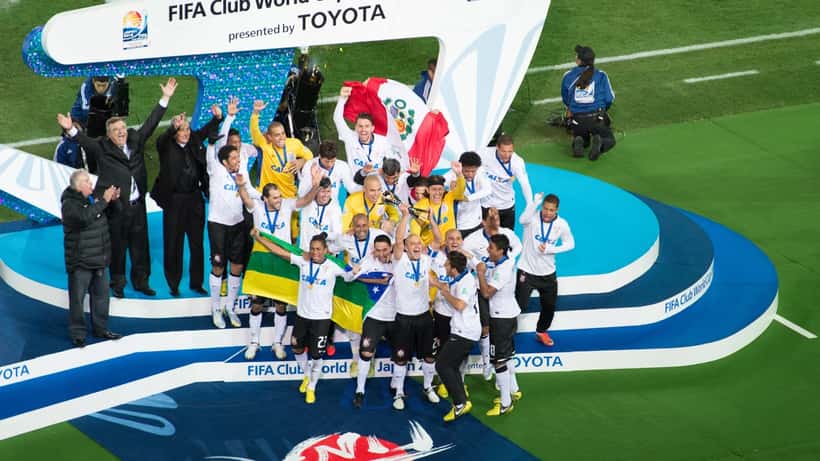 Jogadores do Corinthians comemorando título do Mundial de Clubes 2012