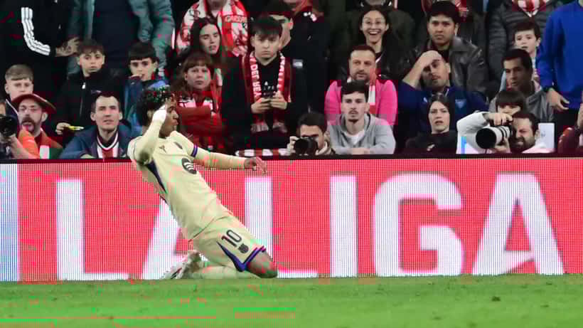 Lamine Yamal in action for FC Barcelona during a La Liga match