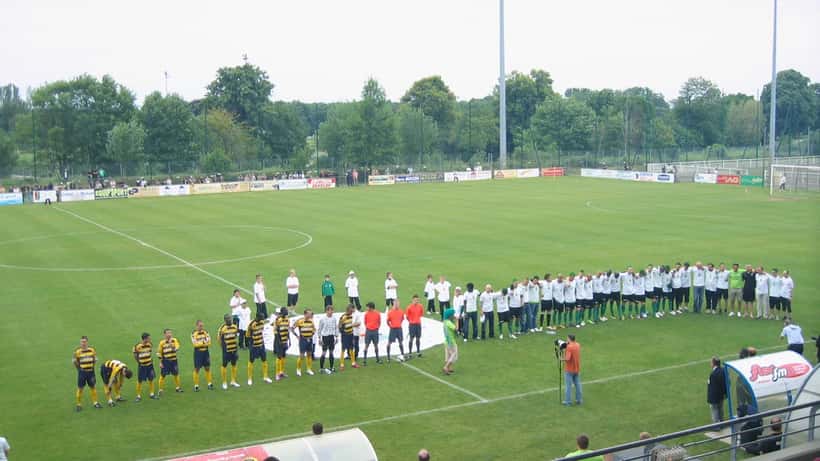 Match de football amateur en France, contexte des sanctions DNCG