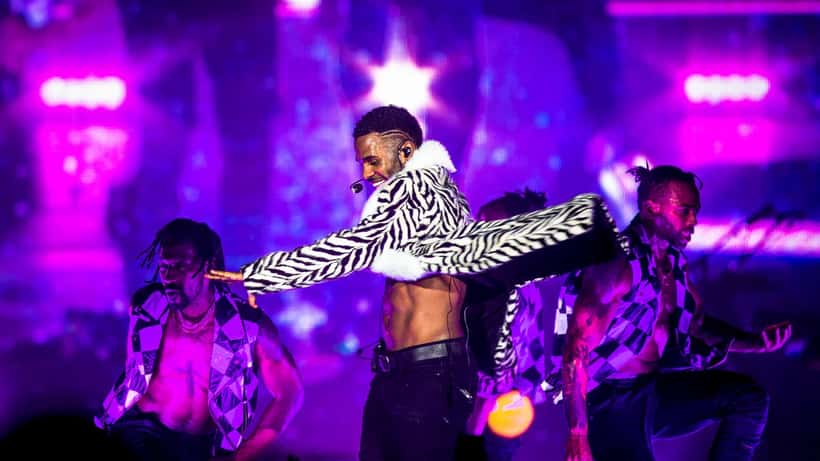 Jason Derulo en concierto, artista con dos batallas legales en mayo 2026