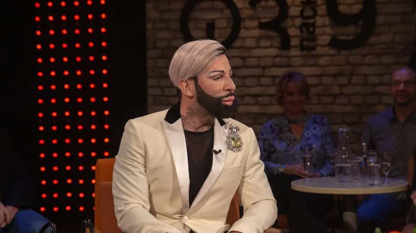 Harald Glööckler im Talkshow-Studio – Schlag den Star 2026 auf ProSieben mit Glööckler vs. Legat