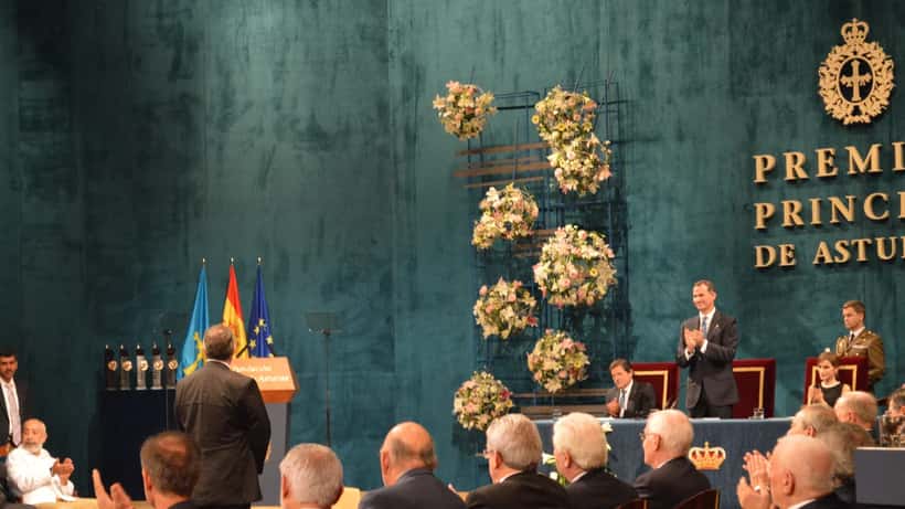 Espanjan kuningas Felipe VI seremoniallisessa tilaisuudessa