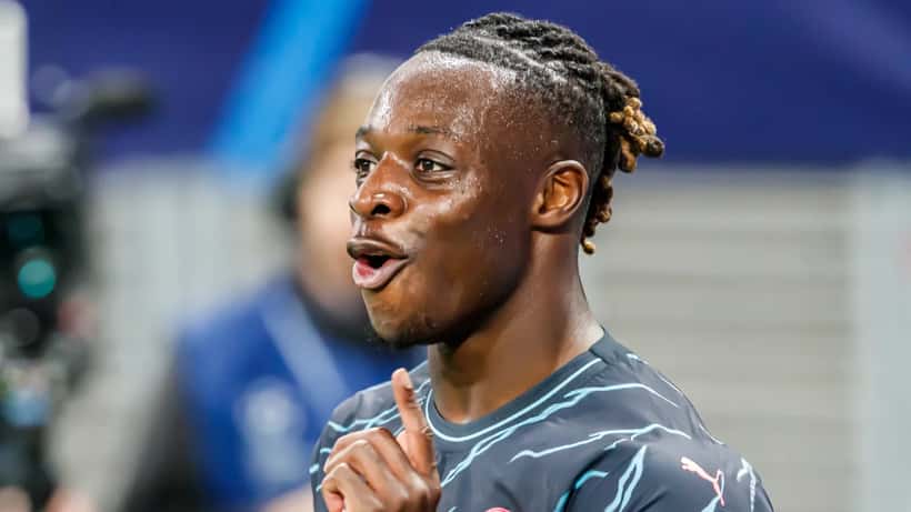 Jérémy Doku i aksjon for Manchester City i UEFA Champions League