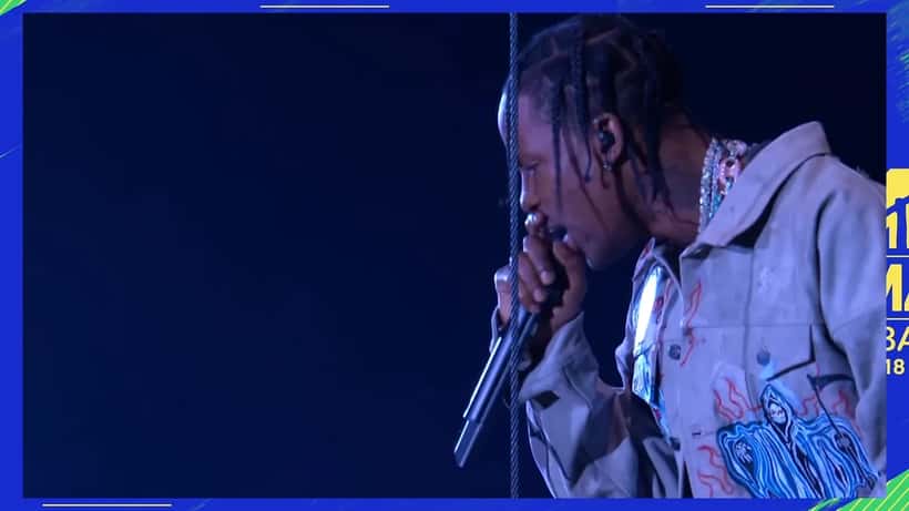 Travis Scott optræder på scenen ved MTV EMA 2017