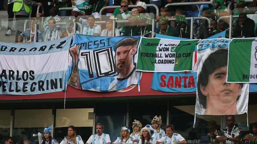 Aficionados argentinos celebrando goles del Mundial de la FIFA 2026 en Miami
