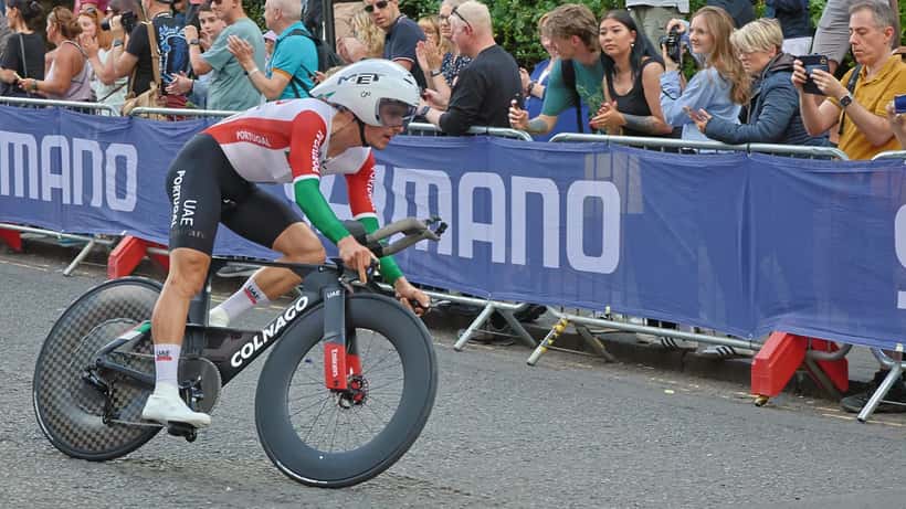 João Almeida em contrarrelógio no Campeonato do Mundo UCI de 2023
