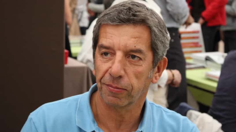 Michel Cymes lors d'une prise de parole publique
