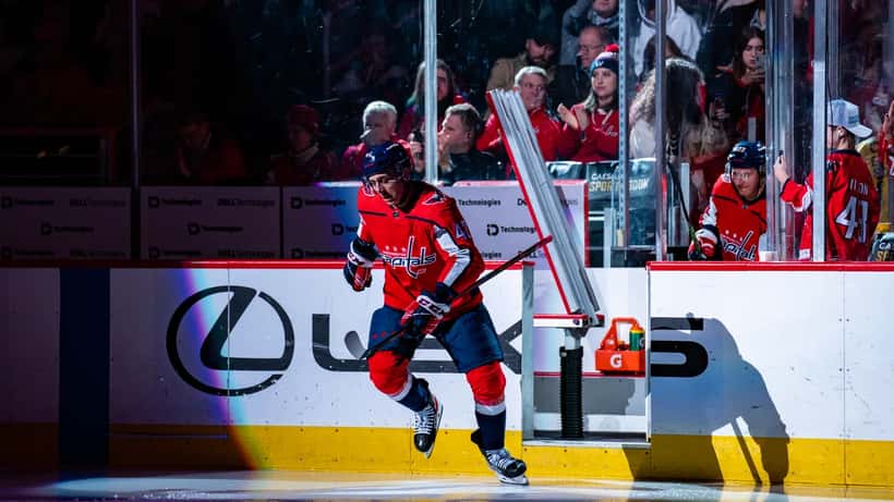 Montreal Canadiens players in action against the Washington Capitals on NHL ice