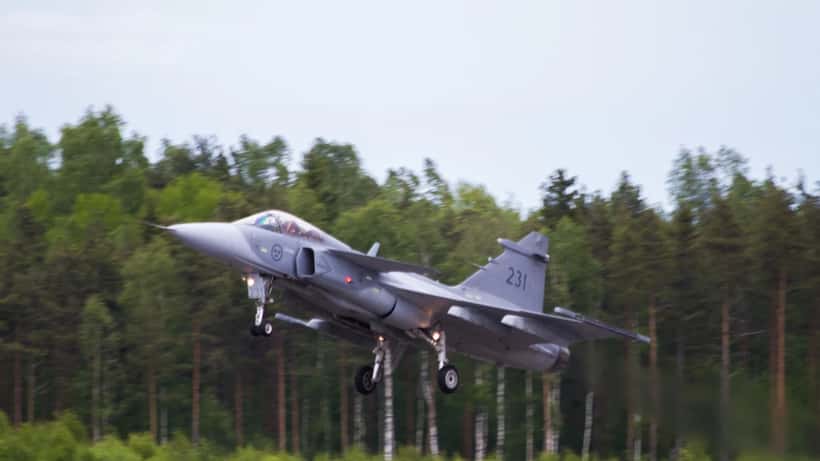 JAS 39 Gripen der schwedischen Luftwaffe im Flug