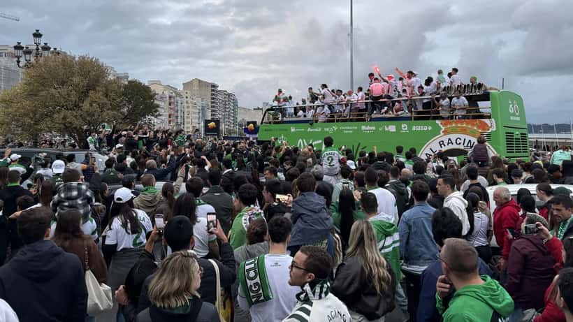 Racing Santander spillere fejrer deres La Liga-oprykning i 2026