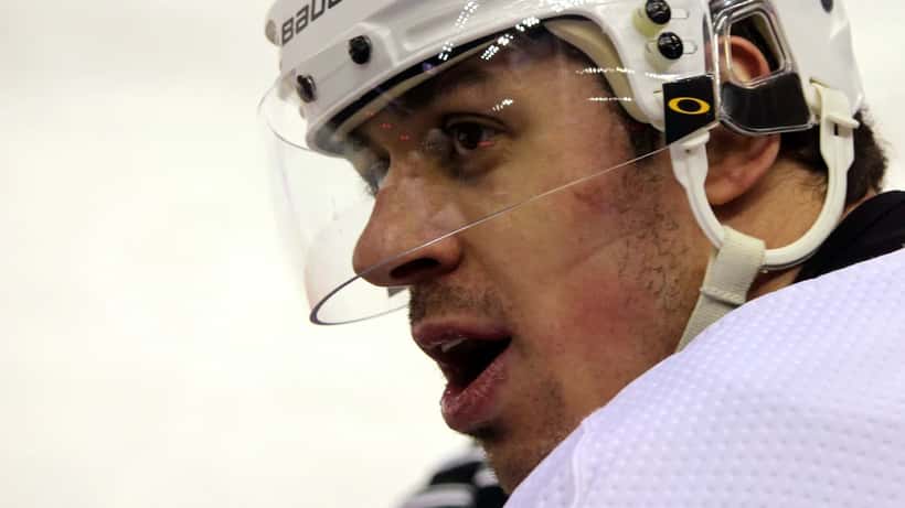 Evgeni Malkin spelar för Pittsburgh Penguins i NHL-match