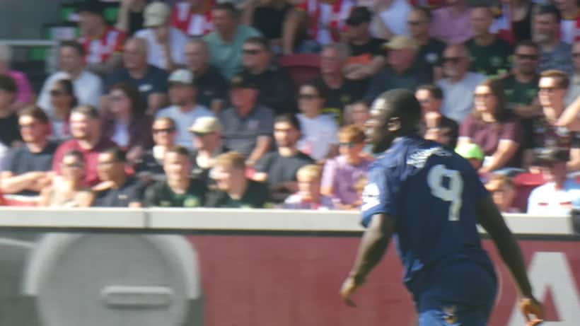 Brian Brobbey in oranje tenue terwijl zijn broer Derrick Luckassen voor Ghana uitkomt op WK 2026